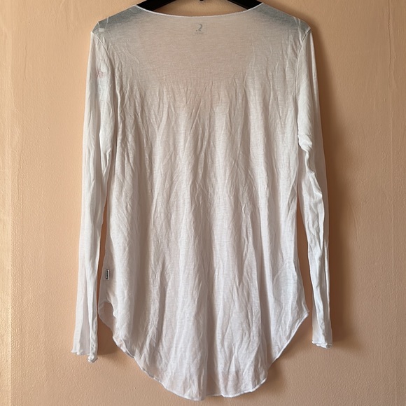 S.Wear White Long-sleeve Top - Picture 2 of 4